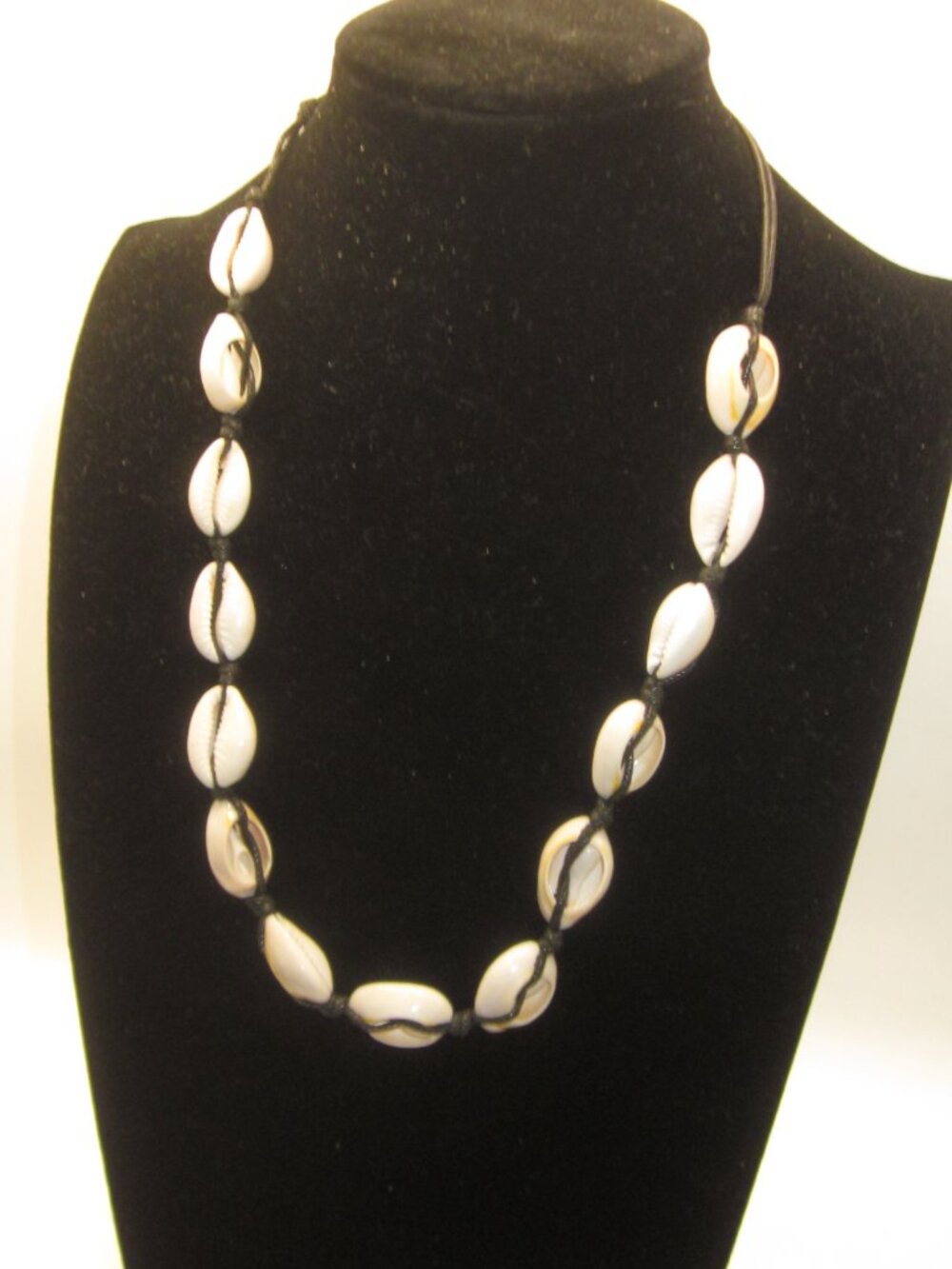 Cowrie Shell Adjustable Necklace - Picture 2 of 2